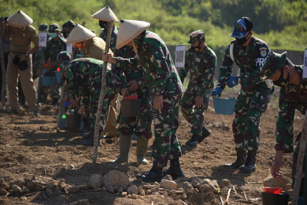 Andalkan Bios 44, Kodim 0610/Sumedang Gelar Demplot