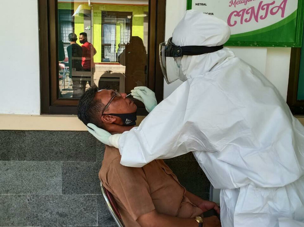 Juru Kunci Hingga Juru Parkir Ganeas Ikuti Tes Swab