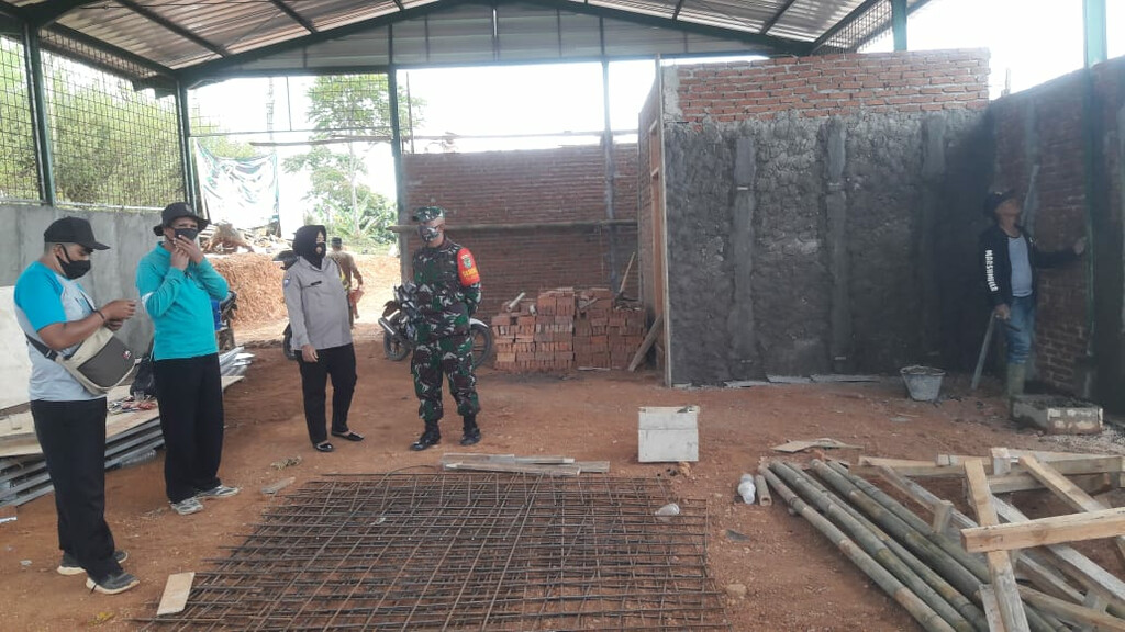 Desa Cimarias Kobarkan Spirit Bebas Sampah