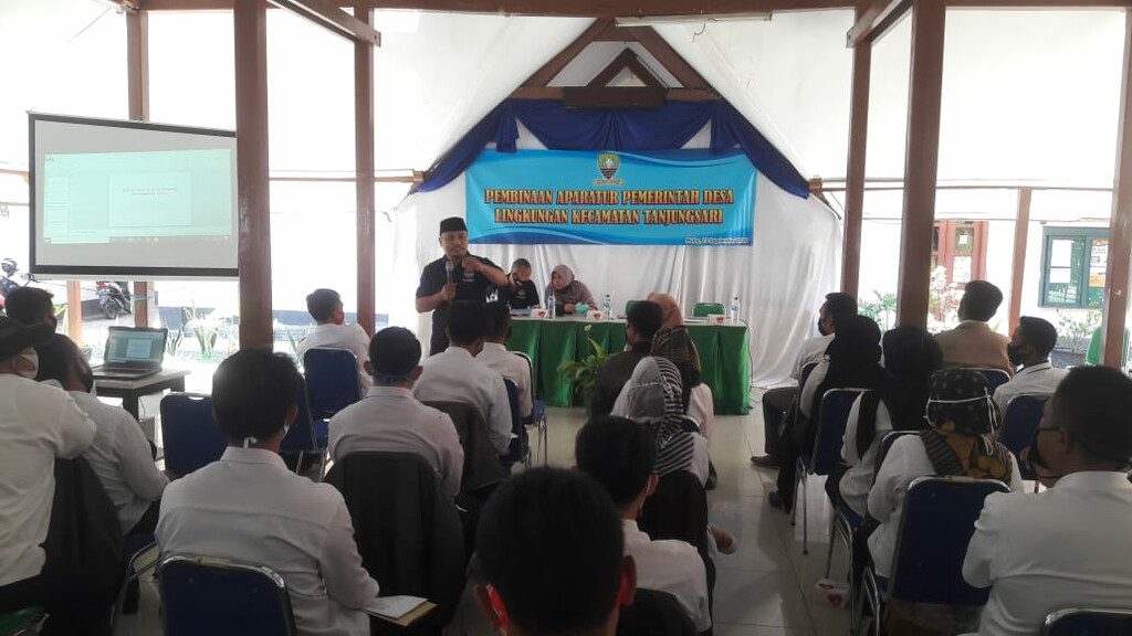 Catat Nih! Pelayanan Desa Gak Boleh Pake Uang