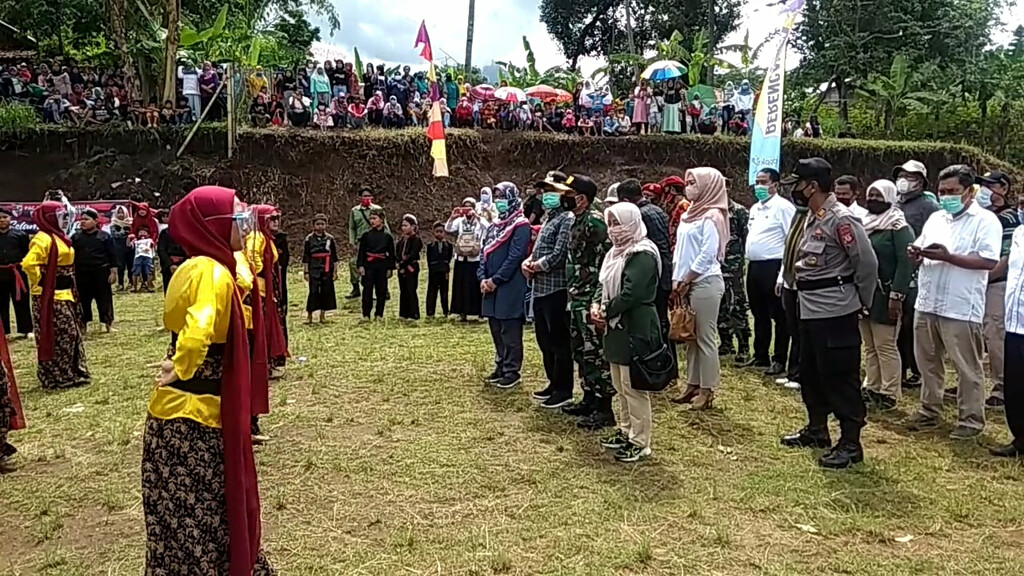 Bupati Sumedang Minta Warga Tanjungkerta Optimalkan Fungsi Pekarangan