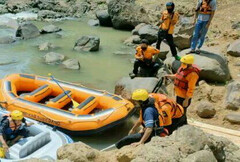 Wabup Erwan Serukan Warga Sumedang Jaga Kebersihan Sungai Cipeles