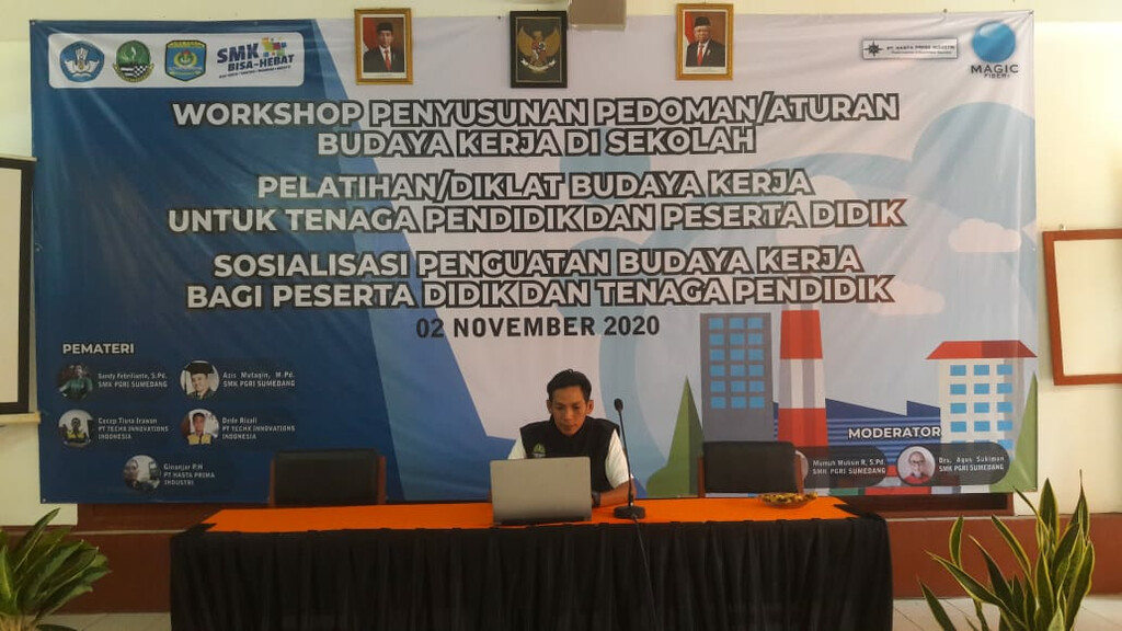 Bentuk Karakter Siswa, SMK PGRI 1 Sumedang Gelar Workshop