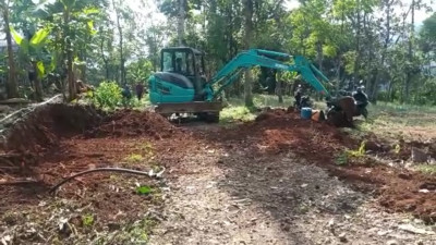 Desa Cimanggung Perbaiki Akses Wisata Patambon