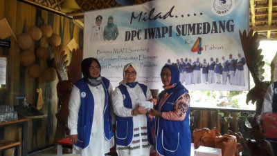 Bahagiakan Anak-anak LKSA, Cipanas Cileungsing Rencanakan Baksos