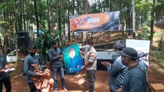 SOCA Laksanakan Aksi Kreatif Di Gunung Kunci