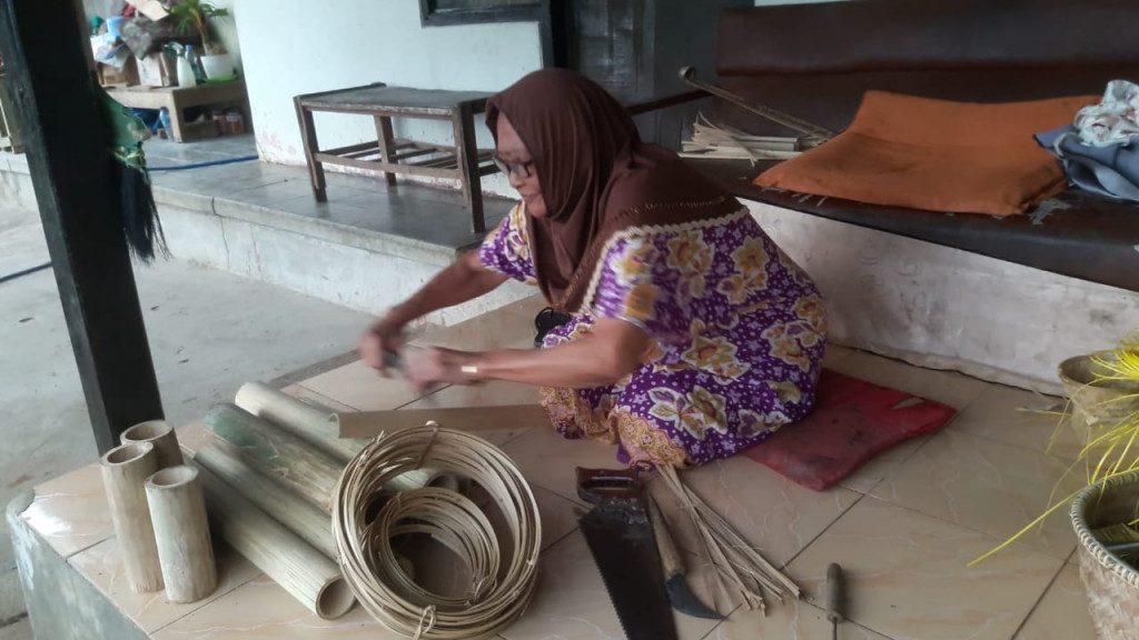 Pernah Disambangi 4 Kampus, Begini Geliat Kerajinan Bambu Tanjungkerta