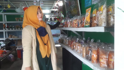 Gerai Gempita: Didukung Marketplace, Penjualannya Makin Kinclong