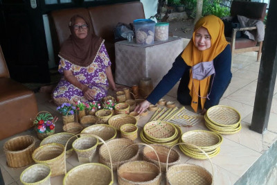 Pernah Disambangi 4 Kampus, Begini Geliat Kerajinan Bambu Tanjungkerta