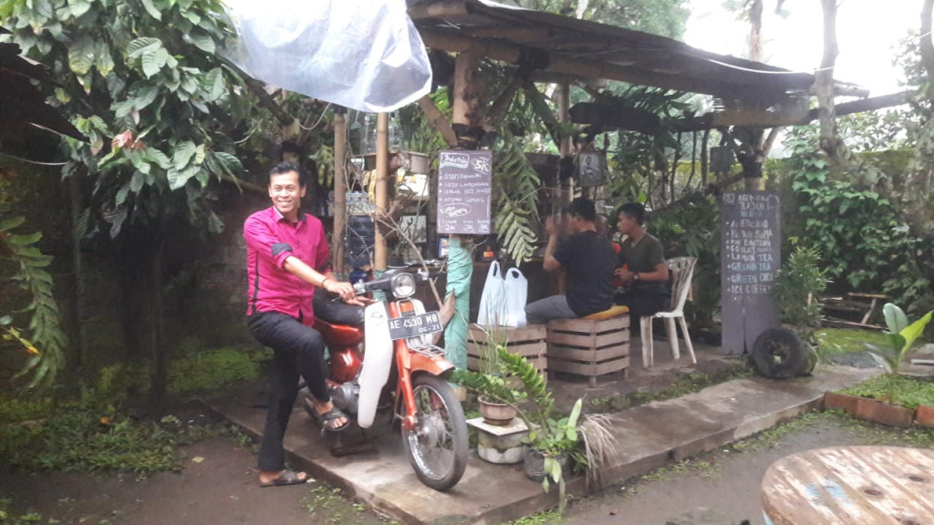 Kedai Kopi 'Abah Soma': 3 Bulan Langsung Nge-hits!