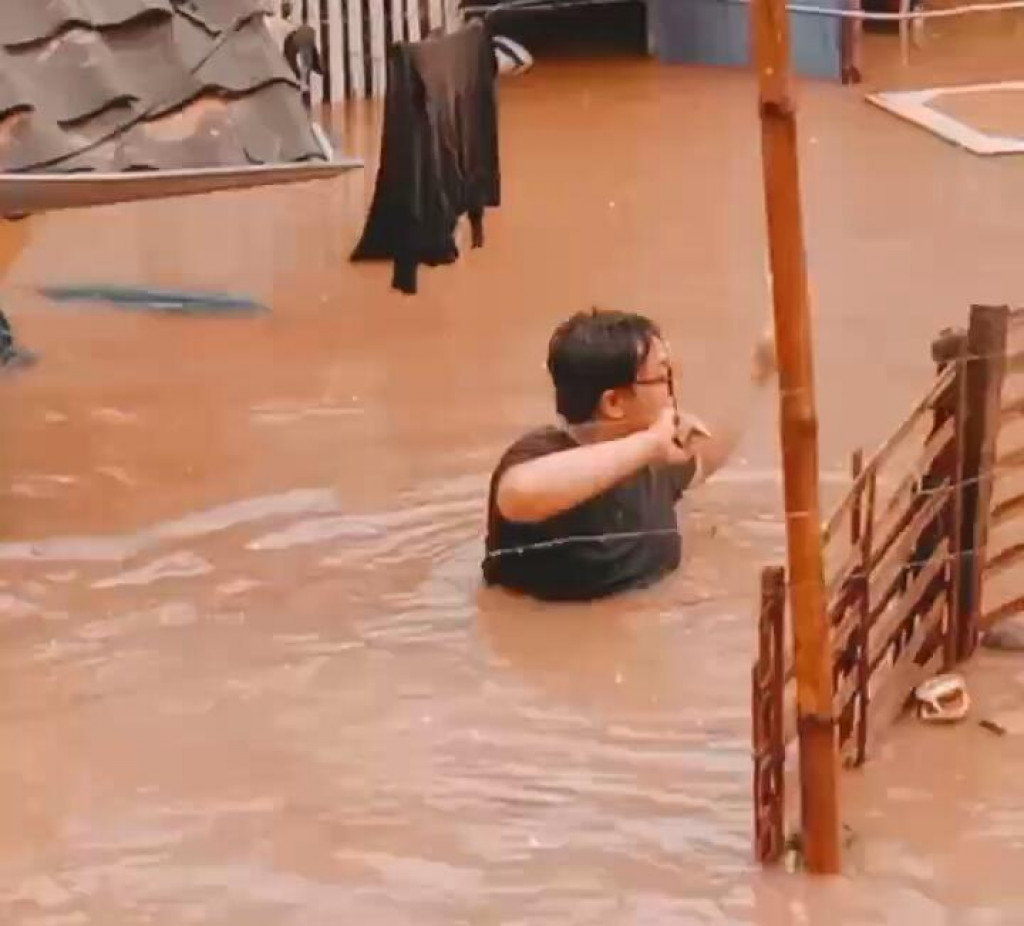 Banjir Terjang Cimanggung dan Jatinangor