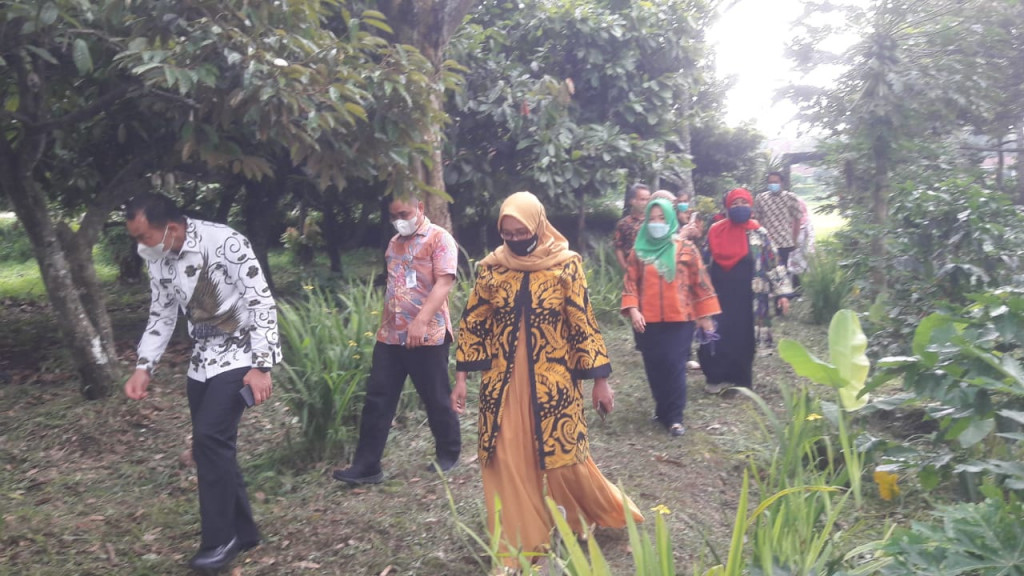 Disdik Jabar Monitor ‘SMK Kopi’ Sumedang