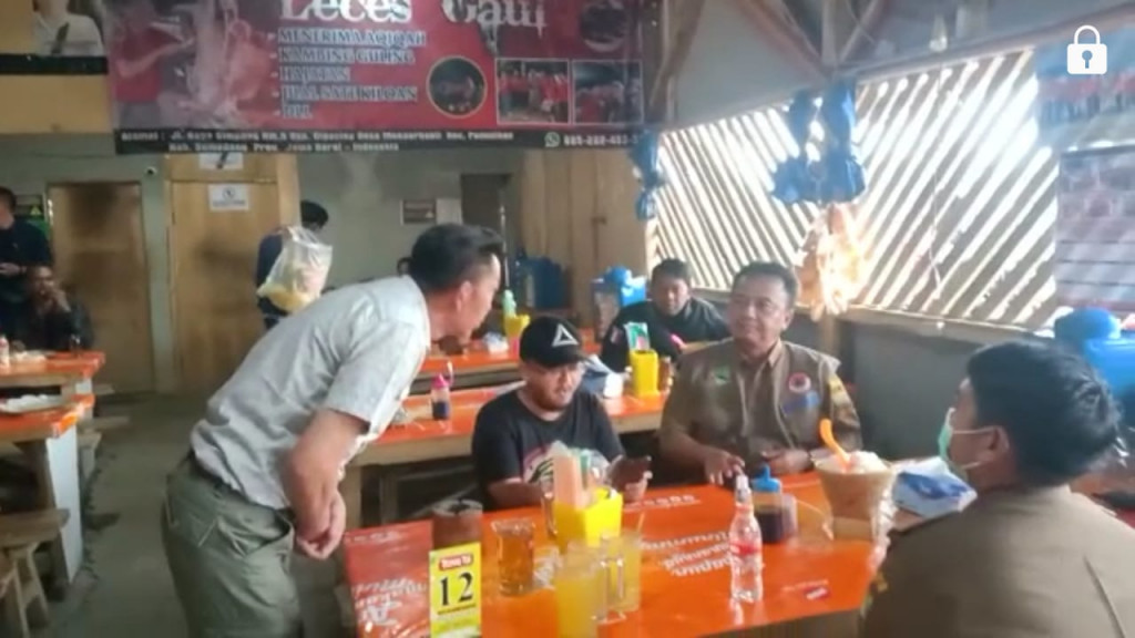 Sate Leces Gaul: Lezat Banget!