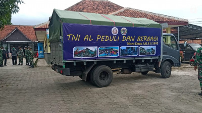 Aksi Kemanusiaan Alumni AKABRI TNI Bagi Korban Longsor