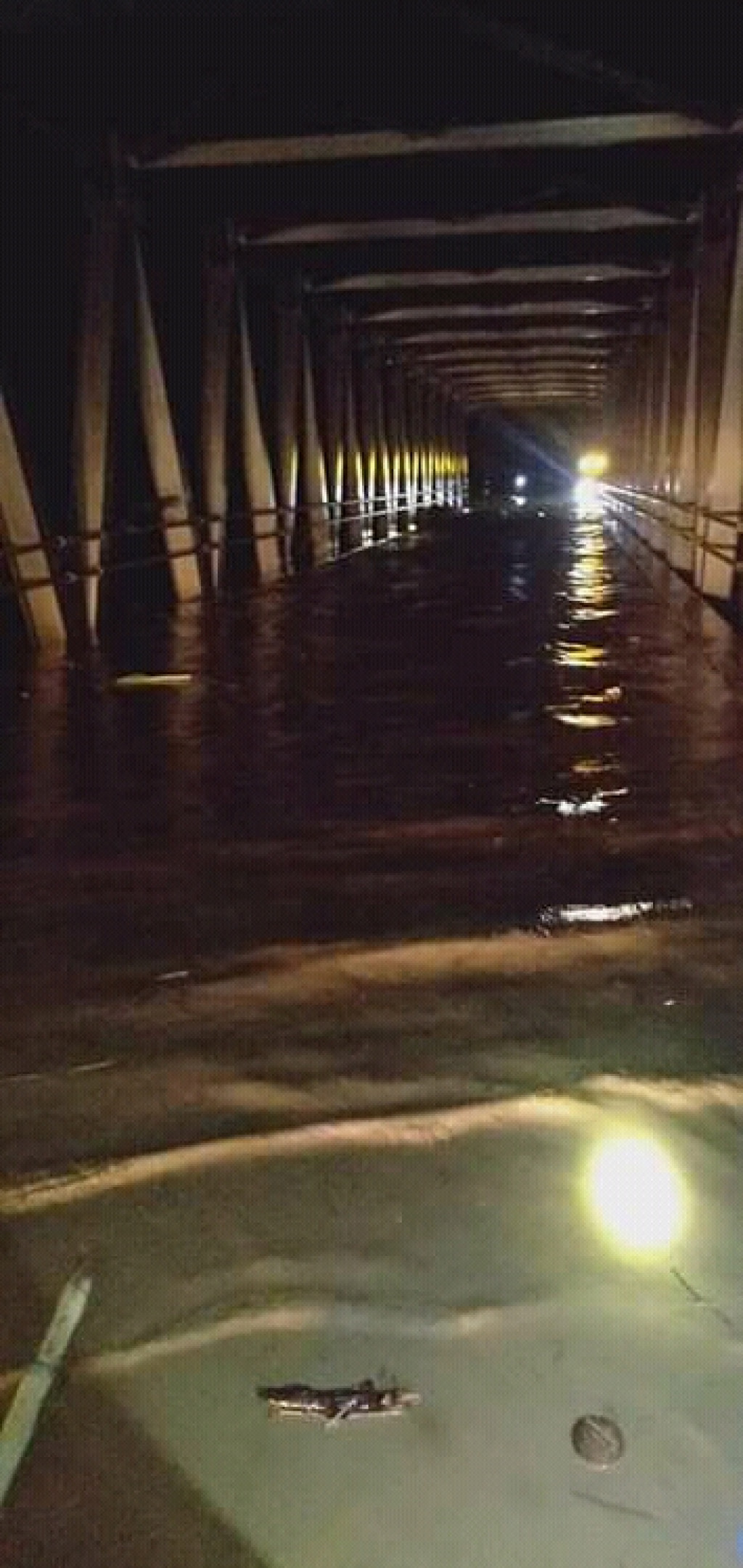 Curah Hujan Tinggi, Banjir Landa Tomo dan Ujungjaya