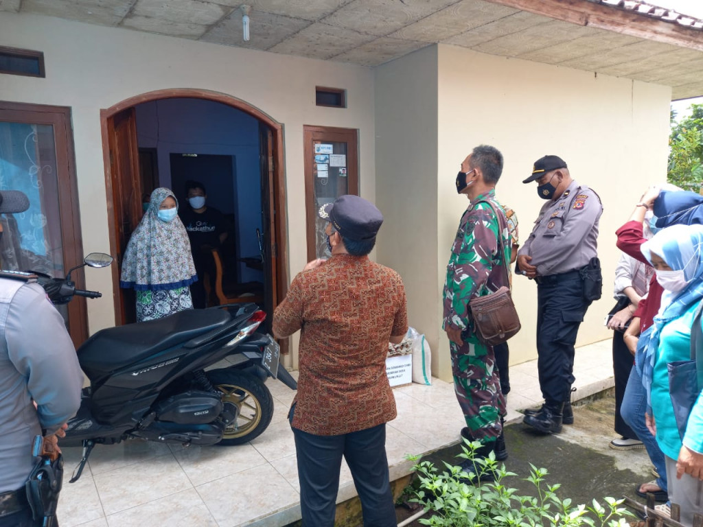 Forkopimca Paseh Edukasi Warga Soal Covid-19
