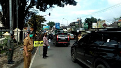 Ada Aksi Bagi-bagi Masker Di Jatinangor