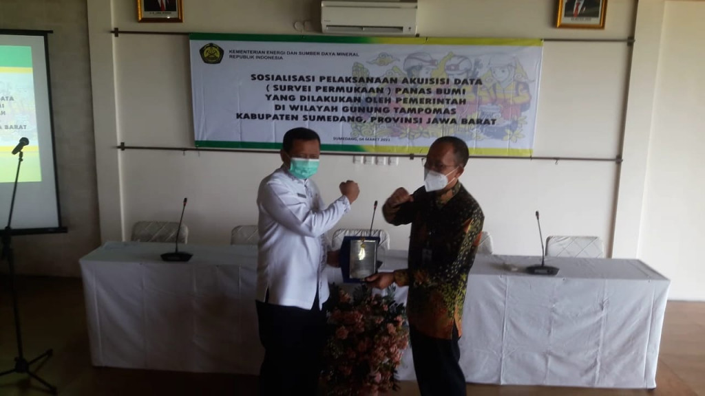 Pemanfaatan Panas Bumi Tampomas Jangan Rugikan Warga