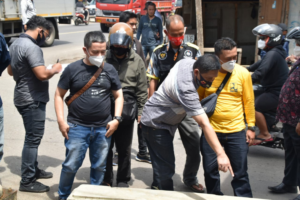 Satpol PP Tinjau Lokasi Banjir di Jatihurip