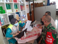 Paseh Vaksinasi 89 TNI-Polri Dan Aparatur