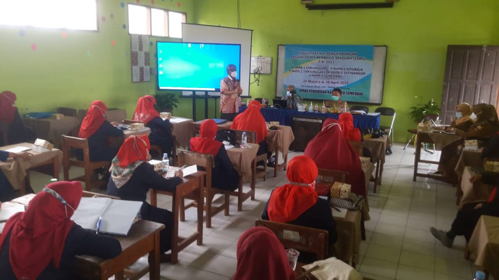 Disdik Sumedang-UPI Gelar LSBS