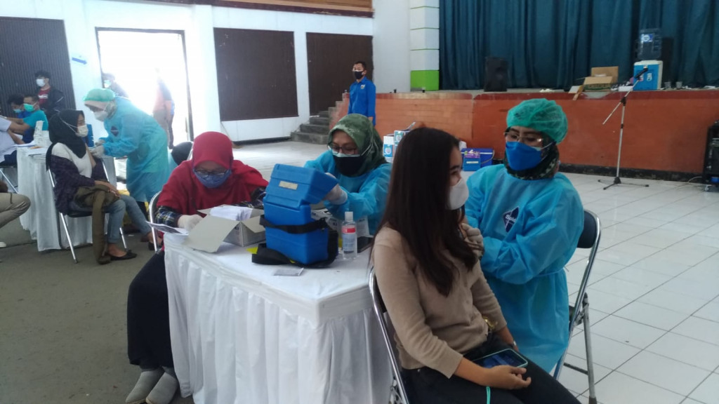 Milad KNPI ke-48: Gebyar Vaksinasi bagi 1000 Warga