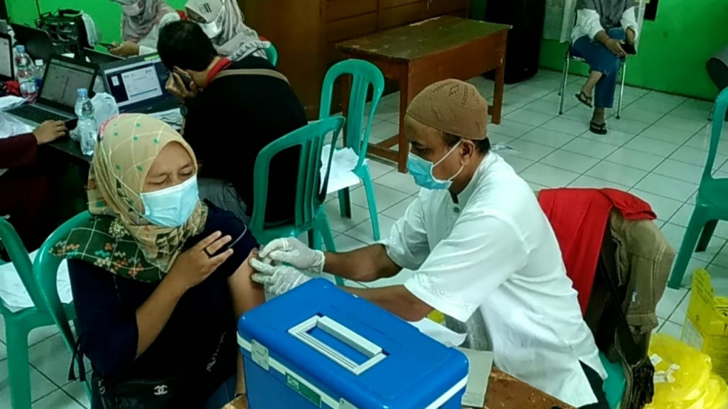 Puskesmas Sukagalih Layani Vaksinasi Mobile