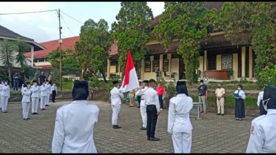 Umuh Muchtar Terkesan Pada Kegigihan Paskibraka