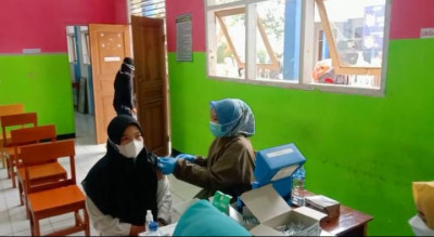 Sinergi Vaksinasi Al Falah-Desa Cileles