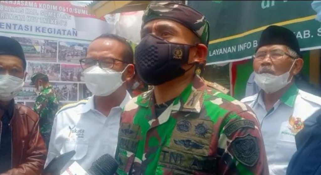 Bersinergi dengan Baznas, Kodim 0610 Sumedang Realisasikan Rutilahu