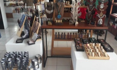 Dekranasda Sumedang Tampilkan Batik Kasumedangan pada Event KKJ dan PKJB 2022