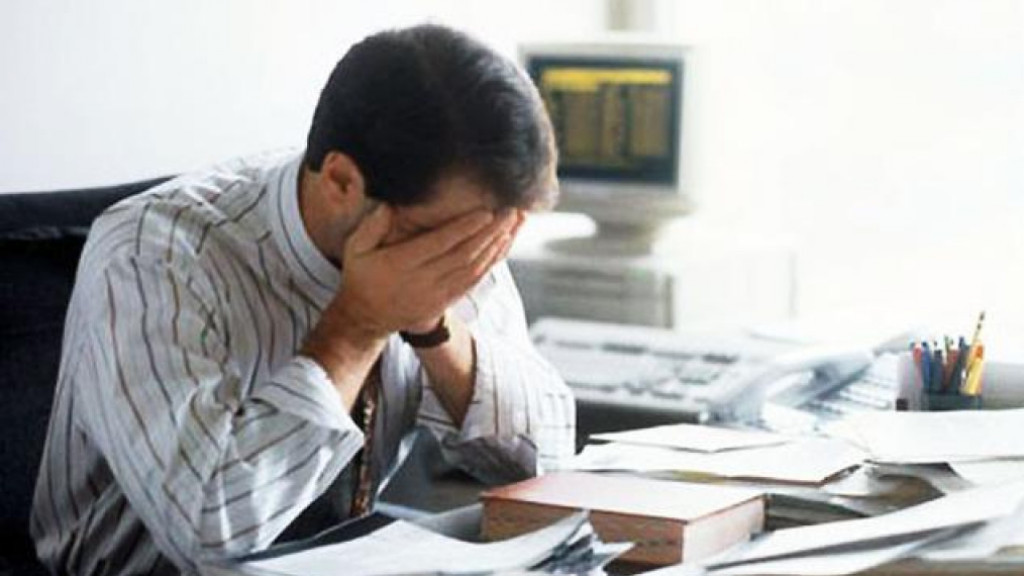 4 Tips Mengalihkan Pikiran supaya Tak Menyakiti Diri Sendiri