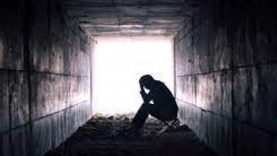 4 Tips Tegarkan Hati Saat Kamu Sering Dikucilkan Orang Lain