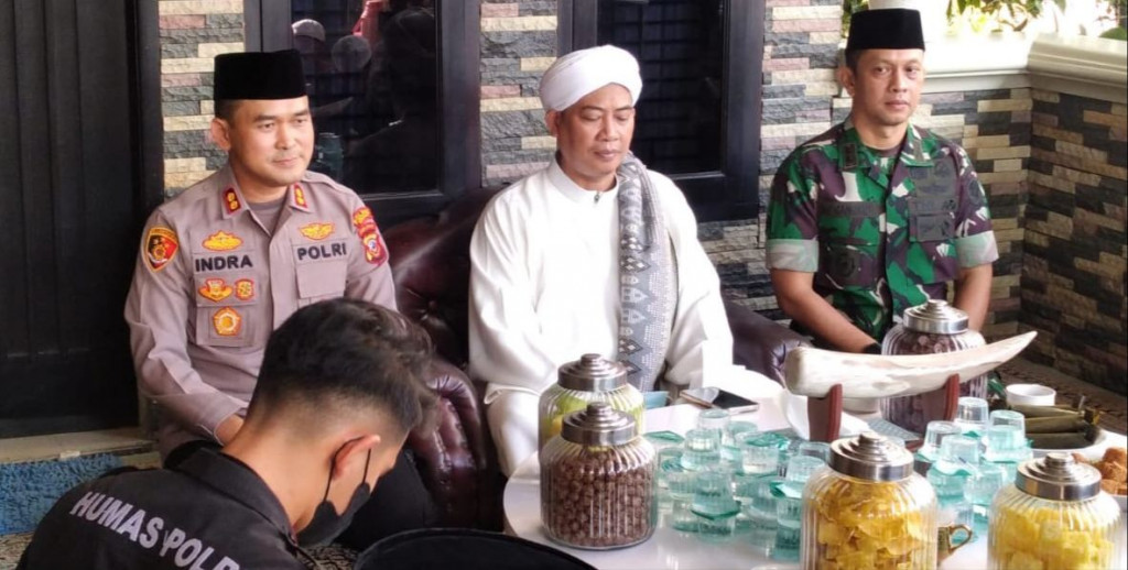 Kapolres Sumedang Laksanakan Silaturahmi Kamtibmas Ke Pesantren Asy-Syiffa Sumedang