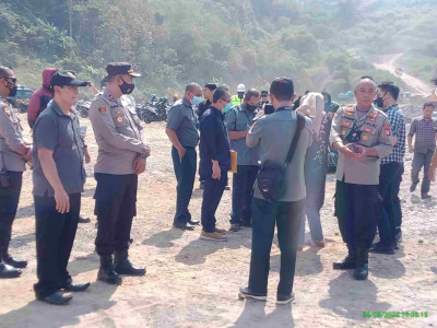 Polres Sumedang Amankan Kegiatan Konstatering (Pencocokan) Lahan Tol Cisumdawu Di Ruas Tol Cimalaka