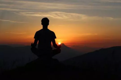 6 Keuntungan Meditasi Untuk Kesehatan