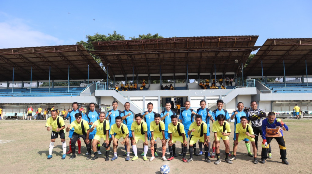 Polres Sumedang Gelar Olahraga Bersama Forum Mahasiswa Cipayung 