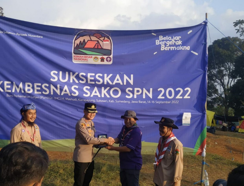 Kapolres Tinjau & Berikan Bantuan Logistik bagi Peserta Perkemahan Besar SAKO SPN 