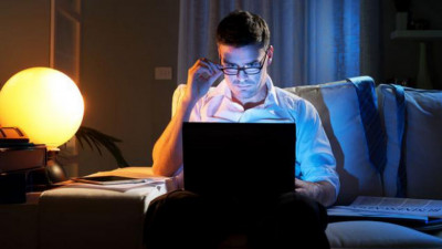 Kurangi Begadang! Ini 3 Bahaya Kurang Tidur Dalam Jangka Panjang