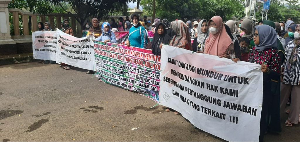 Ratusan Warga Terdampak Tol Cisumdawu Seksi II Lakukan Audiensi di IPP Kabupaten Sumedang