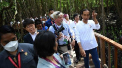 Presiden Jokowi Ajak Perwakilan Media Resmi G-20 Keliling Tahura