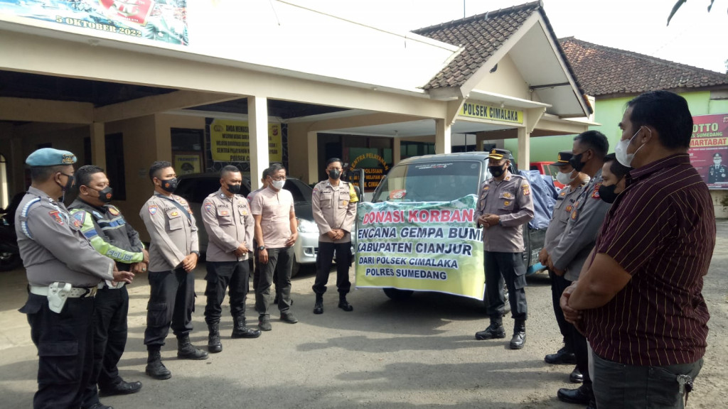 Polsek Cimalaka Polres Sumedang Kirim Bantuan Bagi Korban Gempa Cianjur