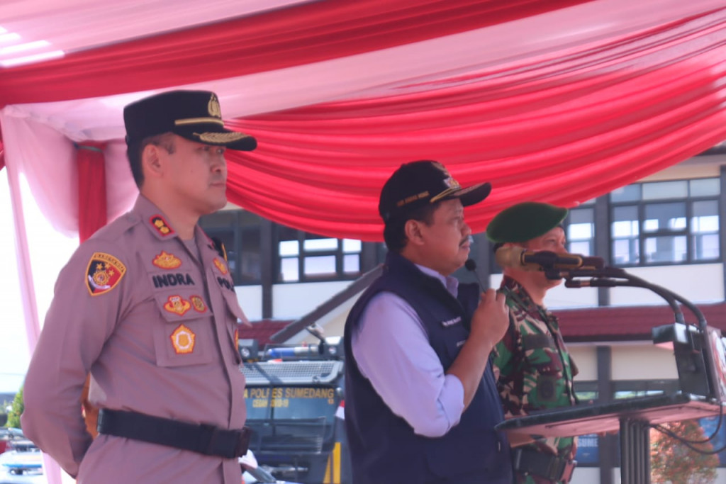 Polres Sumedang Laksanakan Apel Gelar Pasukan Operasi Lilin Lodaya 2022