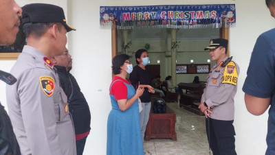 Laksanakan Ops Lilin Lodaya 2022, Kapolres Sumedang Cek Kesiapan Pos Pengamanan Dan Gereja
