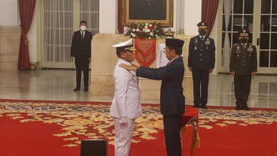 Resmi Jabat KSAL Baru, Muhammad Ali Naik Pangkat Jadi Laksamana