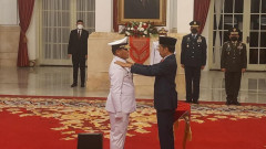 Resmi Jabat KSAL Baru, Muhammad Ali Naik Pangkat Jadi Laksamana