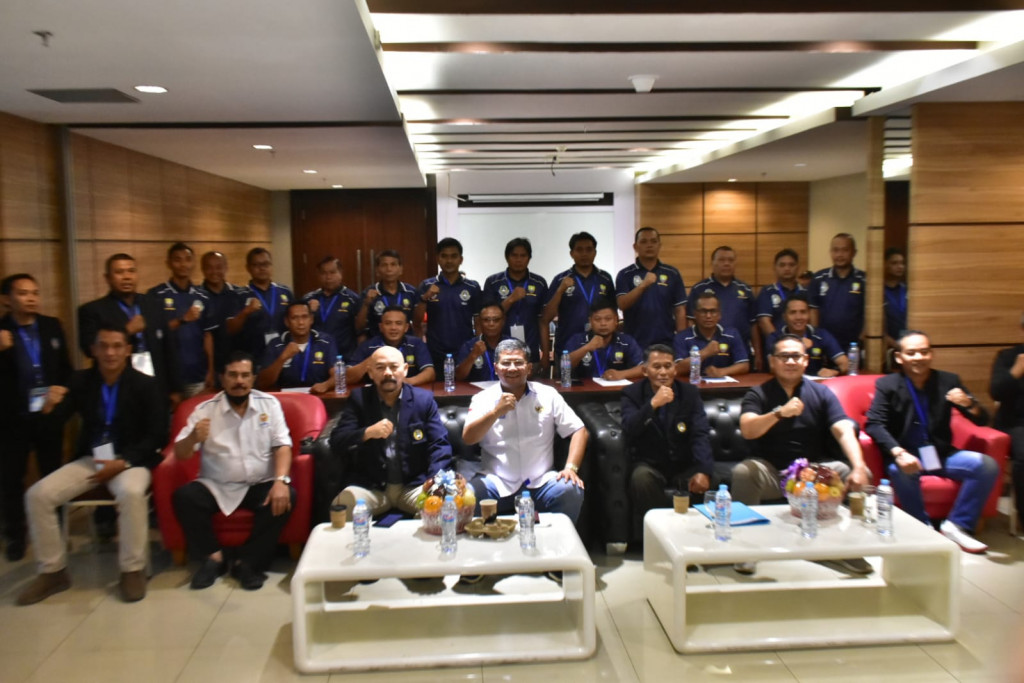 Wabup Sumedang Menaruh Harapan Besar kepada Pengurus Askab PSSI yang Baru