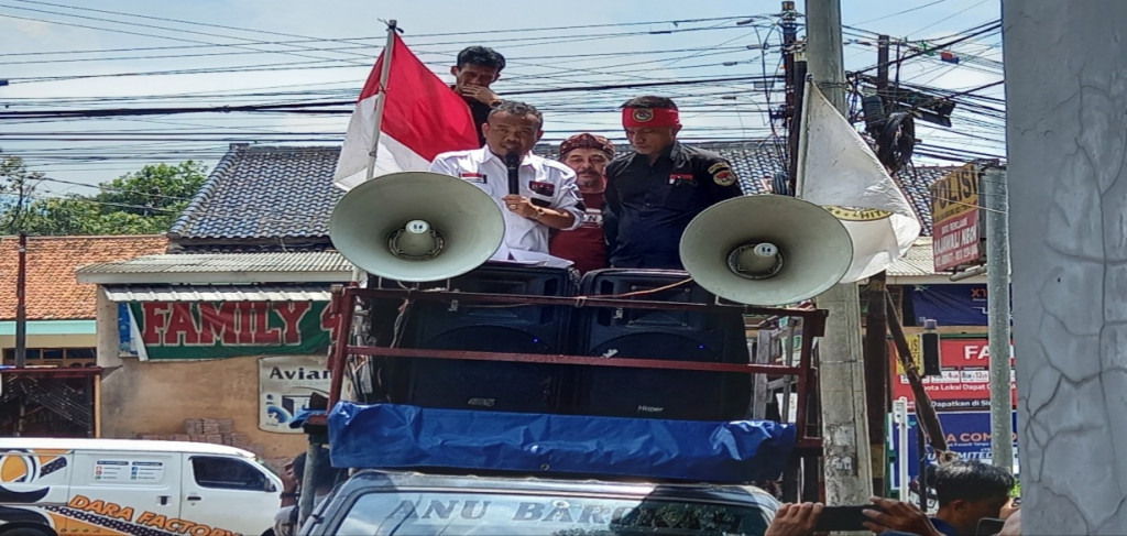 Polres Sumedang Lakukan Pengamanan Aksi Unjuk Rasa Sengketa Lahan di Cimanggung