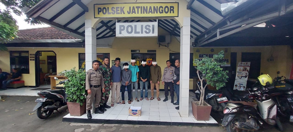 Polsek Jatinangor Sumedang Gagalkan Jual Beli Obat Terlarang dan Amankan 4 Pelaku