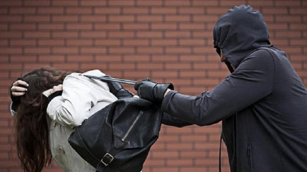 Simak! Ini 4 Tips Agar Tak Jadi Sasaran Jambret Ketika di Tempat Umum